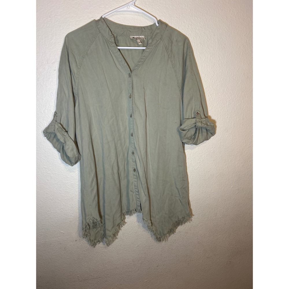 Hester & Orchard size L women's top